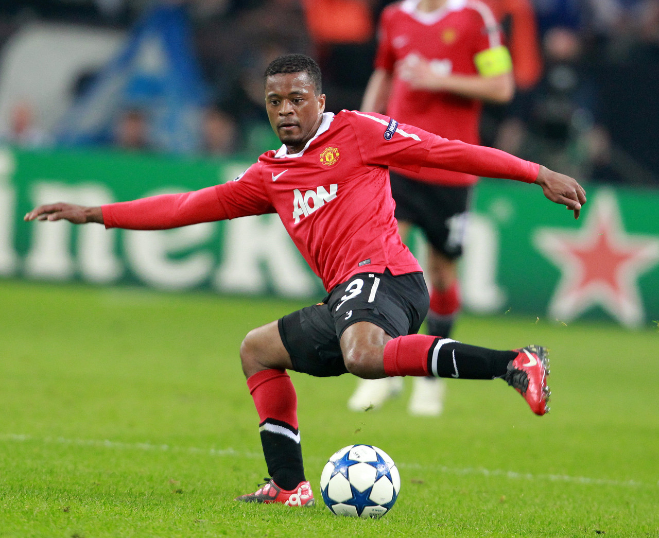 詹姆斯是否 詹姆斯是否