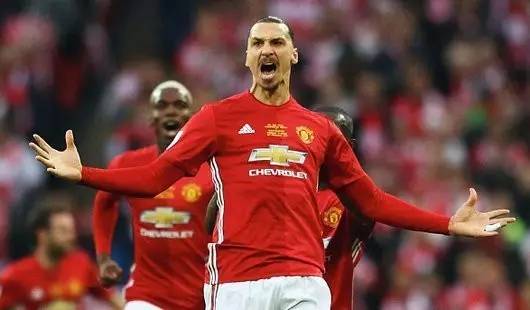 在角球刚开 在角球刚开