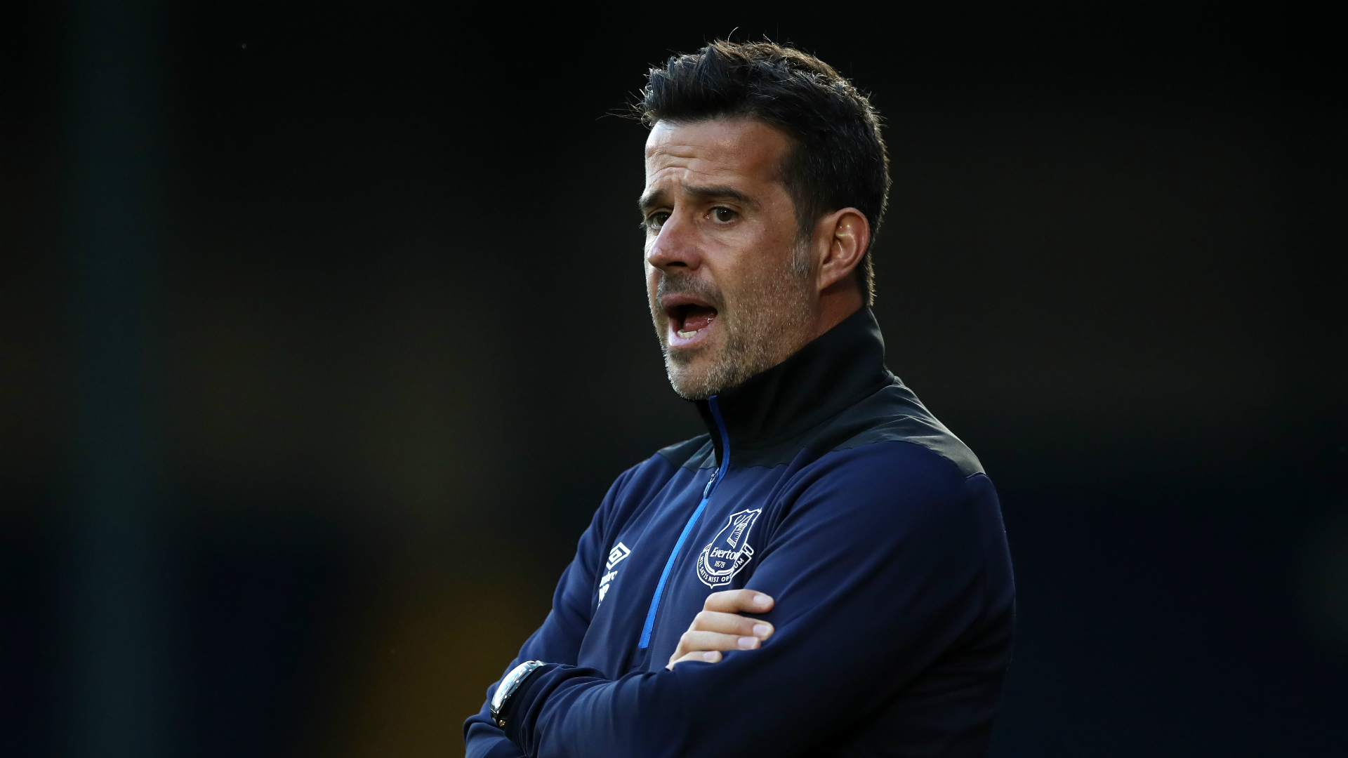 轻微接触 轻微接触